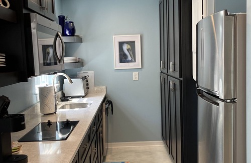 Biloxi Cottage | Easy walk to downtown restaurants and half a mile to the beach!