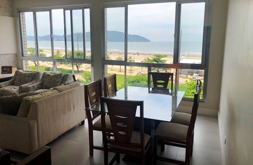 Pompeia Apartment | EAT AND SPEND THE CARNIVAL IN FRONT OF THE BEACH with WIFI