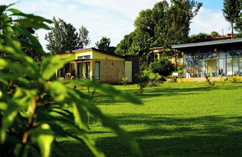 Kagano Apartment | Eben Lake Kivu Cottages and Villas