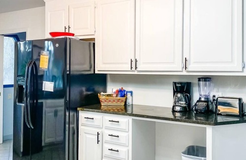 Normal House | Eccentric Geodesic Dome-Home Near Downtown Hville