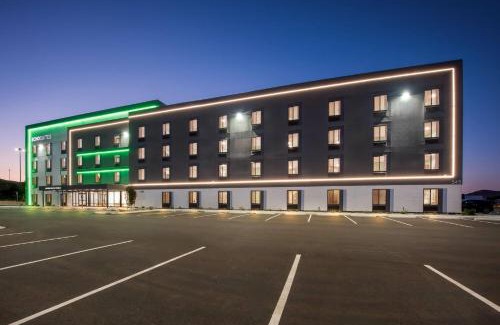 Reno/Tahoe Airport Hotel | ECHO Suites Extended Stay by Wyndham Reno