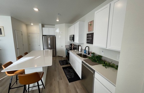 Johnstown House | Eclectic relaxing townhome with plenty of space in Johnstown