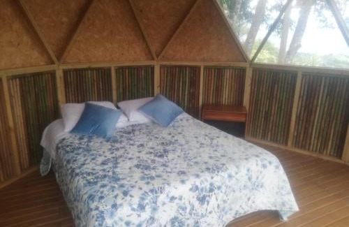 Sasaima Other | Ecobindu Cabaña-Tipo DOMO-hermosa Vista!