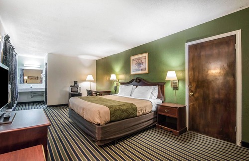 Brattleboro Hotel | Econo Lodge Brattleboro