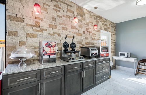 Columbus Hotel | Econo Lodge Columbus near Airport