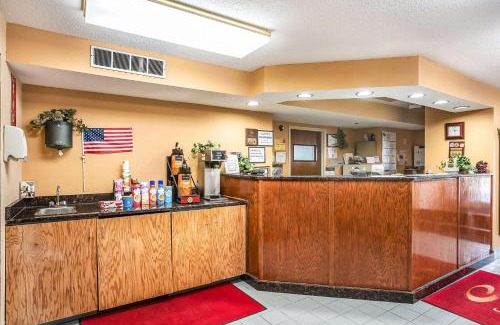 Princeton Cabin | Econo Lodge Princeton