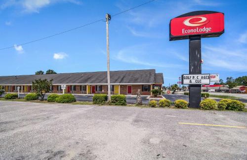 Santee Cabin | Econo Lodge
