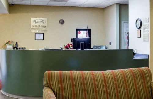 Yazoo City Cabin | Econo Lodge