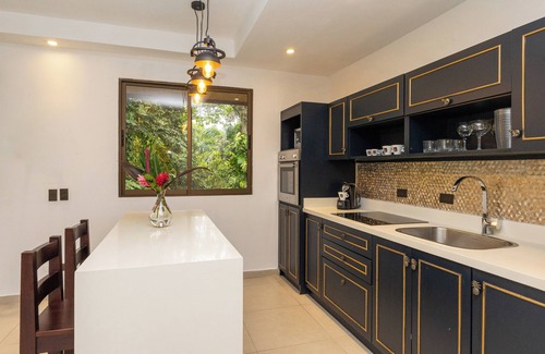 Manuel Antonio Resort | ECOTICA Boutique Hotel