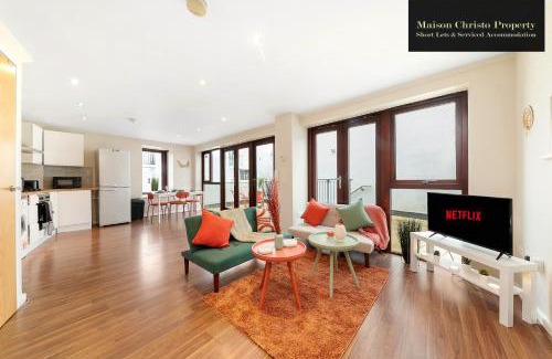 Bow Apartment | Eden 2Bedroom Apt Sleeps 6 in London with Wifi & Leisure By Maison Christo Property Short Lets & Serviced Accommodation