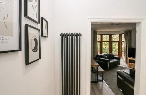 Bare Apartment | Eden on the Crescent