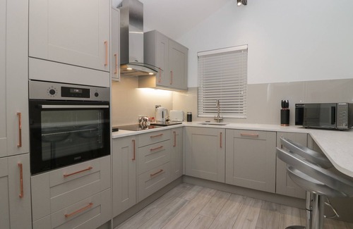 Bare Cottage | EDEN ON THE CRESCENT, family friendly in Morecambe