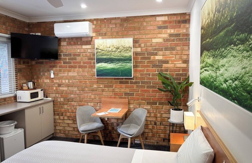 Margaret River Hotel | Edge of the Forest