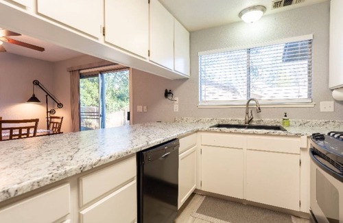 Lema Ranch House | Edgewood Escape located in the heart of Redding, California