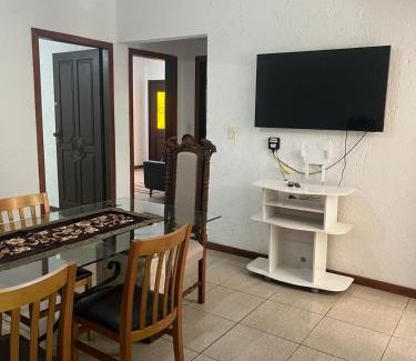 Canasvieiras Apartment | Edifício da Rua das Flores