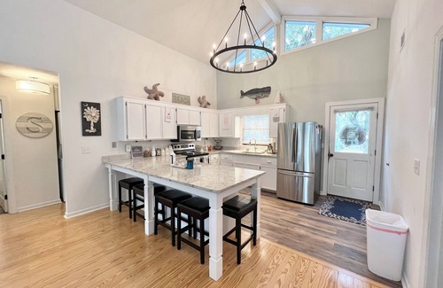 Edisto Island House | Edisto Beach Getaway!- Beach Walk!