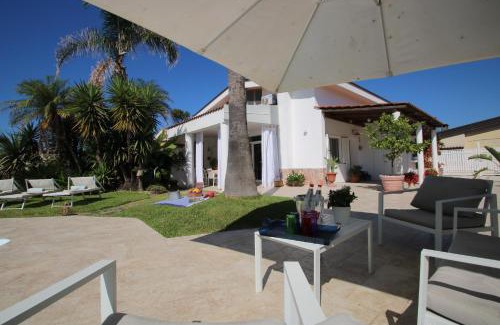 Magazzeno Villa | Edri beach house - Villa con piscina