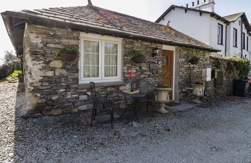 Near Sawrey Cottage | Ees Wyke Studio