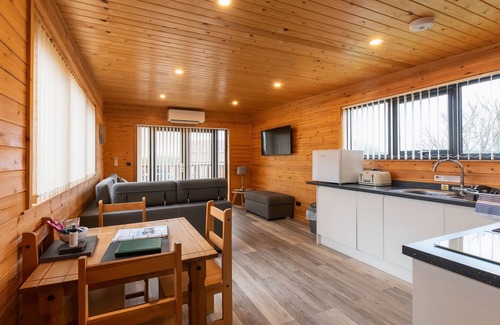 Ely Cabin | Egret Park 2 - Luxury Lodge with Hot Tub