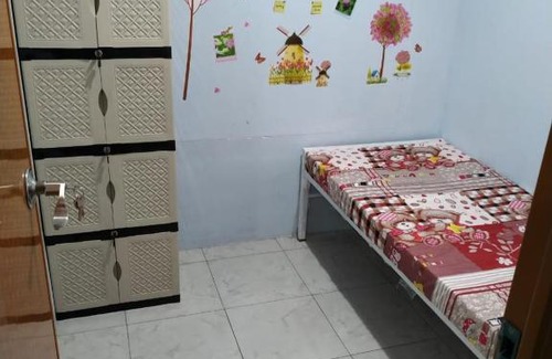 Cideng House | Eiffel Residence Cideng - Female Only