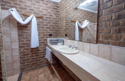 Eildon Hotel | Eildon Parkview Motor Inn Room 9