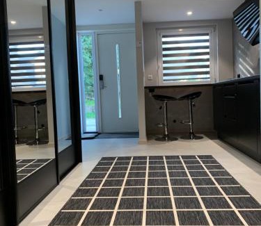 Kristiansund Apartment | Ekskluzywny hybel w zaciszu