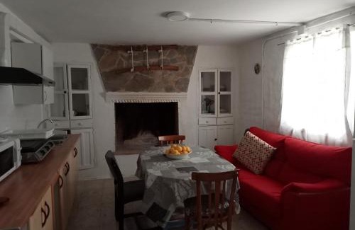 Prados de Armijo Apartment | El Almendro de la Tia Teresa