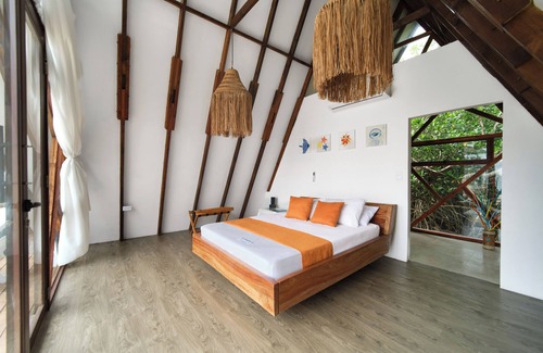 Isla Tintipan House | El Embrujo Tintipan