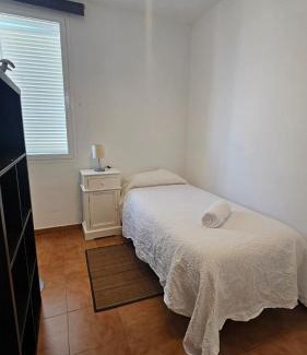 Sanlucar de Barrameda House | El Fortín de la playa by Sanlúcar Housing