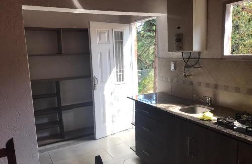 Agua de Oro House | El Jacaranda 2 - Complejo