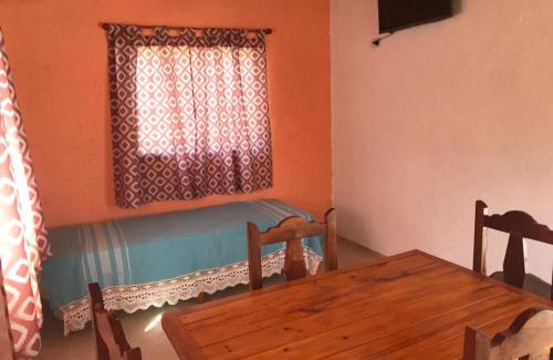 Agua de Oro House | El Jacaranda 2 - Complejo