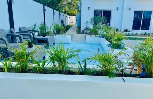 El Limon House | El Limon : Chambre Impeccable, Piscine et Nature à Proximité !