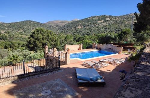 Ronda Villa | El Molar