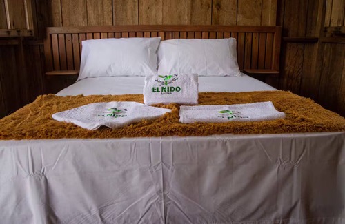 La Macarena Bed & Breakfast | El Nido quiet cabaña with pool and chef