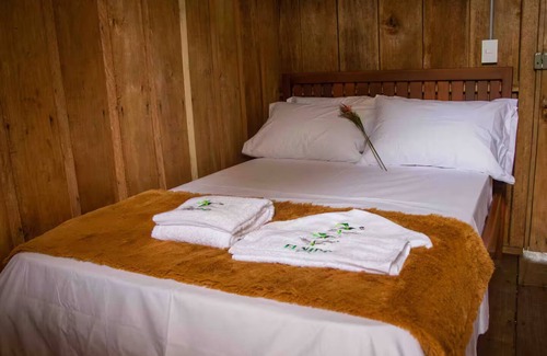 La Macarena Bed & Breakfast | El Nido serene cabin with natural pool and chef 2