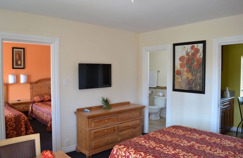 Twentynine Palms Hotel | El Rancho Dolores Motel at Joshua Tree National Park