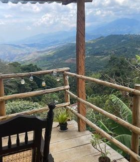 Cali Apartment | El Rincón De Las Guacharacas