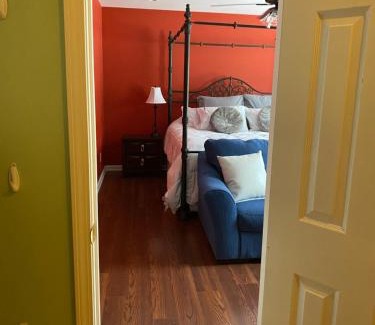 Snow Hill Apartment | El Suite