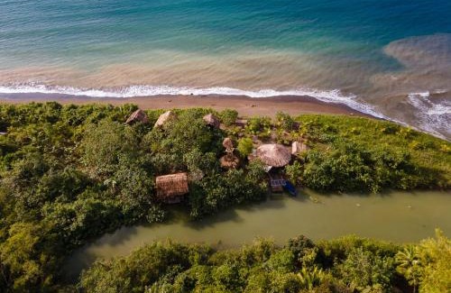 Arusi Cabin | El Vijo Surf