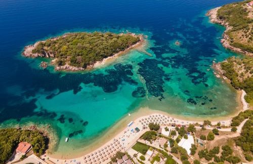 Igoumenitsa Villa | Elaionas Estate Perdika