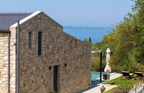 Igoumenitsa Villa | Elaionas Estate Perdika