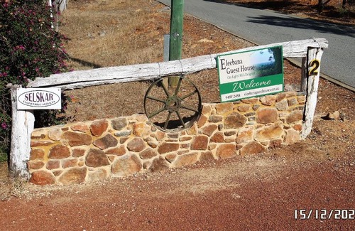 Wungong House | Eleebana Guest House