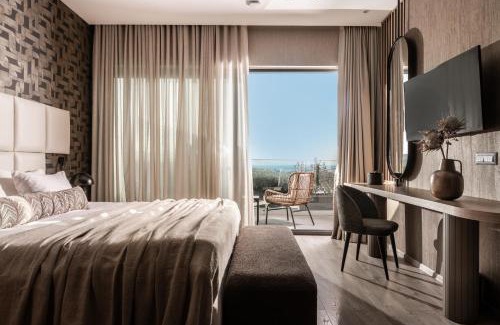 Planos Hotel | Elegance Luxury Executive Suites - Adults Only