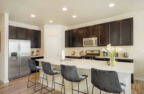 Longmont House | Elegance on Linda Pl #41709