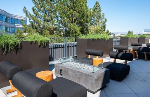 Walnut Creek Condo | Elegant 1BR Condo at The Rise Walnut Creek