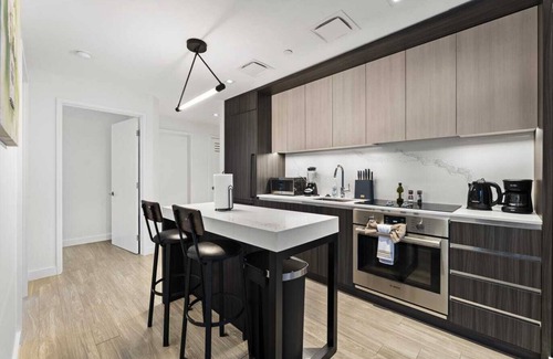Fort Point Apartment | Elegant 3BR 2BA Condo Seaport Boston.
