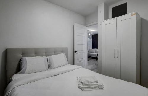 Plateau Mont Royal Apartment | Elegant 4BR on in the Plateau MTL