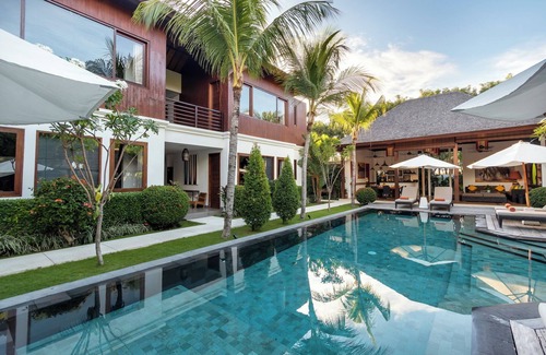 Central Seminyak Villa | Elegant, 4BR Villa with Private Pool in Seminyak