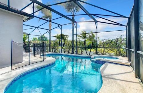 Calabay Parc Villa | Elegant 5BR Home w/Private Pool+Spa Near Disney