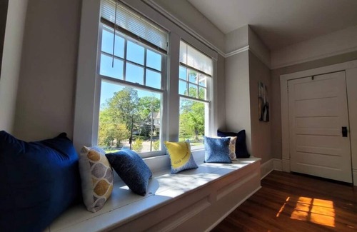 Montgomery House | Elegant 5BR Stay Minutes to Capitol